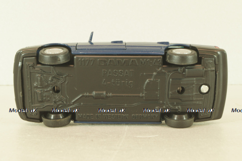 Volkswagen Passat (B3) 1988, blue, 1171, GAMA 1:43