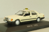 Mercedes-Benz 200 D (W124) Taxi 1985, beige, MBOMS073, Mercedes-Benz-Offizielle Modell-Sammlung #73, Altaya 1:43