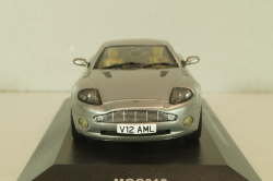 Aston Martin V12 Vanquish 2001, silver, MOC018, IXO 1:43