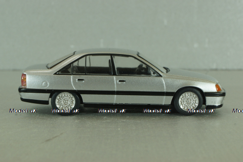 Opel Omega(A) sedan, Herbert Killmer 1986, silver, OPCD124, Opel Collection Designer #124 1:43 Уценка!