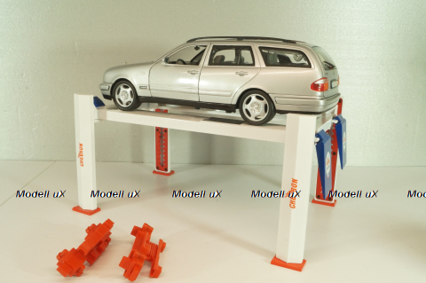 Подъемник 4-х стоечный, регулируемый "Chevron gasoline", 13637, Greenlight 1:18