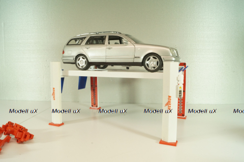 Подъемник 4-х стоечный, регулируемый "Chevron gasoline", 13637, Greenlight 1:18