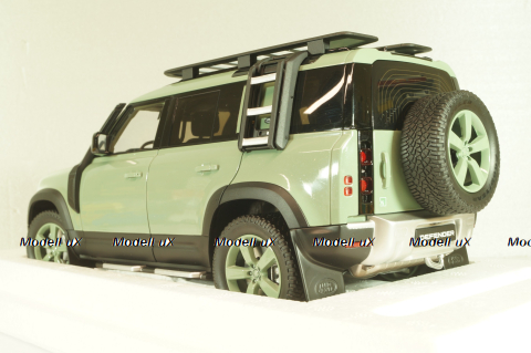 Land Rover Defender 110 75th limited edition 2023, ALM81811, Almost Real 1:18