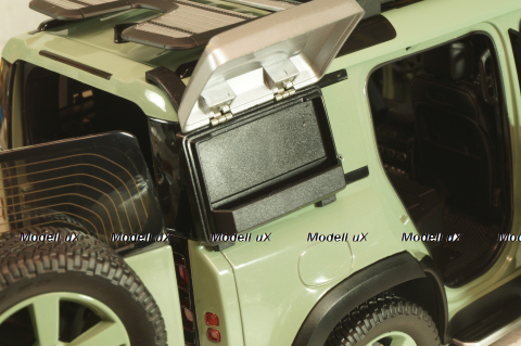 Land Rover Defender 110 75th limited edition 2023, ALM81811, Almost Real 1:18