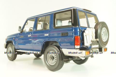 Toyota Land Cruiser 76 2017, blue, ALM870101, Almost Real 1:18