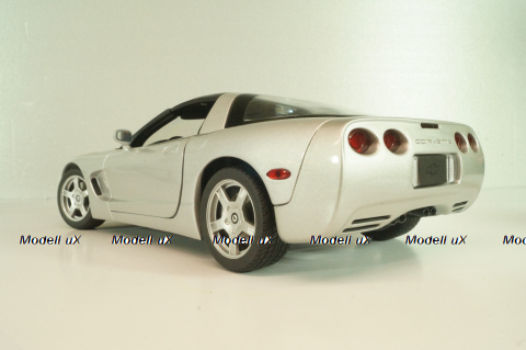 Chevrolet Corvette (C5) Coupe 1999, silver, UT0597, UT Models 1:18