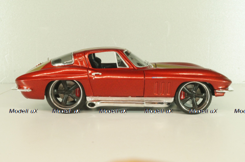 Chevrolet Corvette (C2) 1965 red, 31100, Maisto 1:18