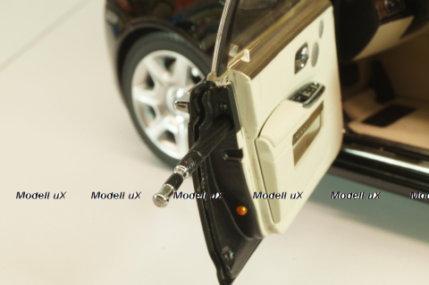 Rolls Royce Ghost black/silver, 08802B2, Kyosho 1:18