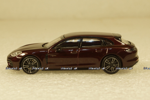 Porsche Panamera Sport Turismo Turbo S 2017 red, 870067114, Minichamps 1:87
