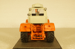 Т-150 трактор с кондиционером, 1980  г., RTM 1:43