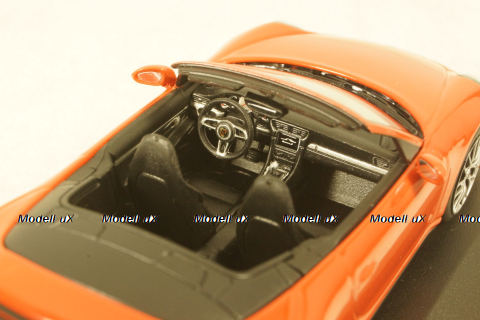 Porsche 911 (991.2) Carrera 4S Cabriolet 2017, orange, 410067231, Minichamps 1:43