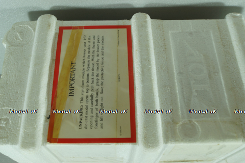 Ahrens Fox R-K-4 Pump Fire Engine 1922, red, Franklin Mint 1:32