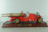 Ahrens Fox R-K-4 Pump Fire Engine 1922, red, Franklin Mint 1:32