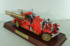 Ahrens Fox R-K-4 Pump Fire Engine 1922, red, Franklin Mint 1:32