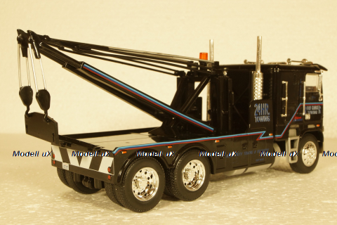 Freightliner FLA Road Ranger Towing 1987, black, American Trucks, France #3,  Altaya  1:43