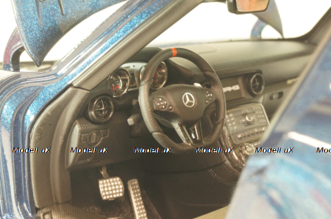 Mercedes-Benz SLS AMG Black series 2013, blue metallic, 110033026, Minichamps 1:18