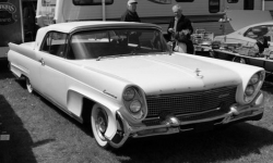 Lincoln Continental MkIII Convertible 1958, SUN4709, SunStar 1:18