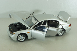 BMW 745i (E65) 2001, silver, 80430027858, Kyosho 1:18