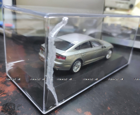 Audi A5 Sportback 2017 silver, Spark 1:43 Уценка!