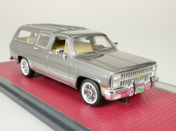 Chevroleet Suburban grey met.1981,MX20302-413, Matrix 1:43